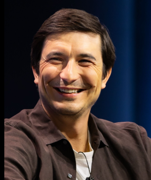 Robinhood_APU's tweet photo. Long term commitment with the poors through RobinHood $RAPU 🏹🪶

Rapuuuu

#robinhood https://t.co/Z9OeqoDM5K