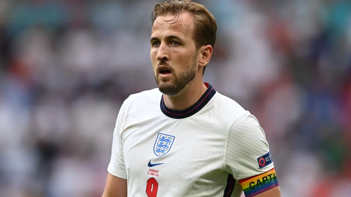 castanedagascon's tweet photo. Porqué parece que Harry Kane siempre anda cansado ?

#England 
#Norway
#Inglaterra 
#Noruega 
#Kane
#Bellingham
#Miami
#Haaland https://t.co/8yNoVdp269