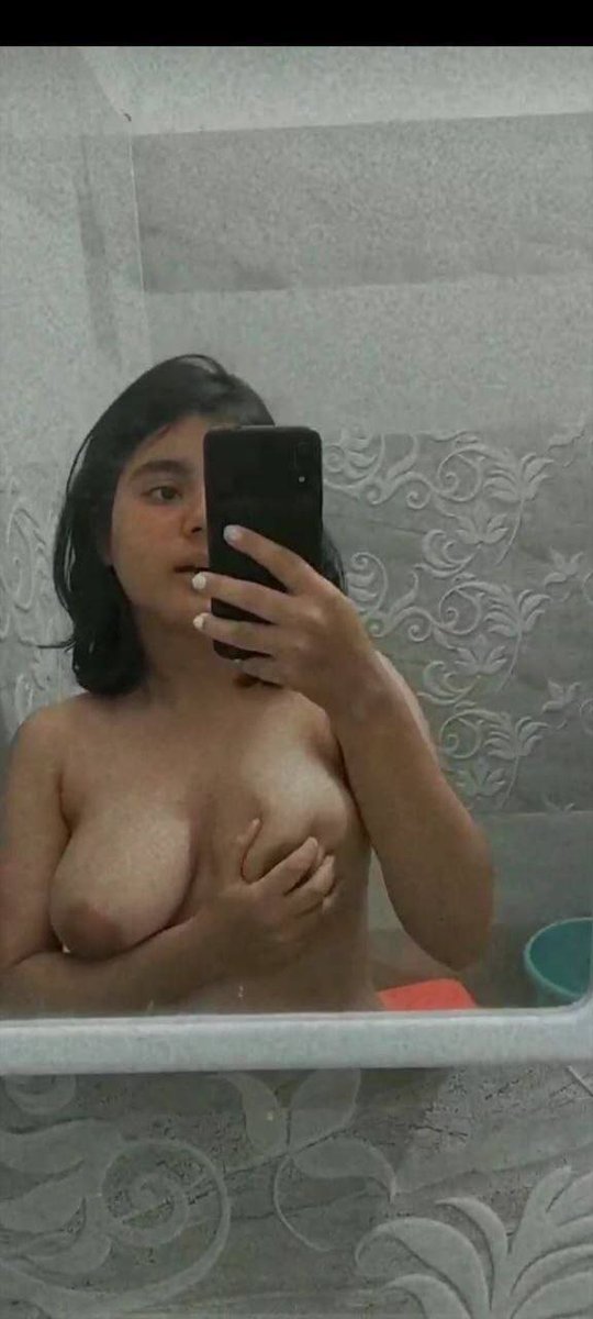 bhoothbpv's tweet photo. Nice boobs https://t.co/sku6YhI7YL