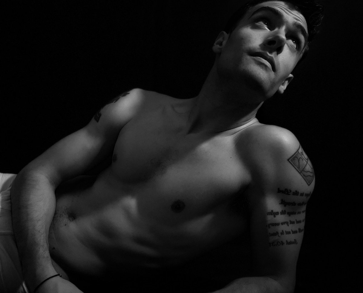 jasonmodelpage's tweet photo. Black &amp; white hits different 
The rest is on my page https://t.co/zc2y7FRlXq