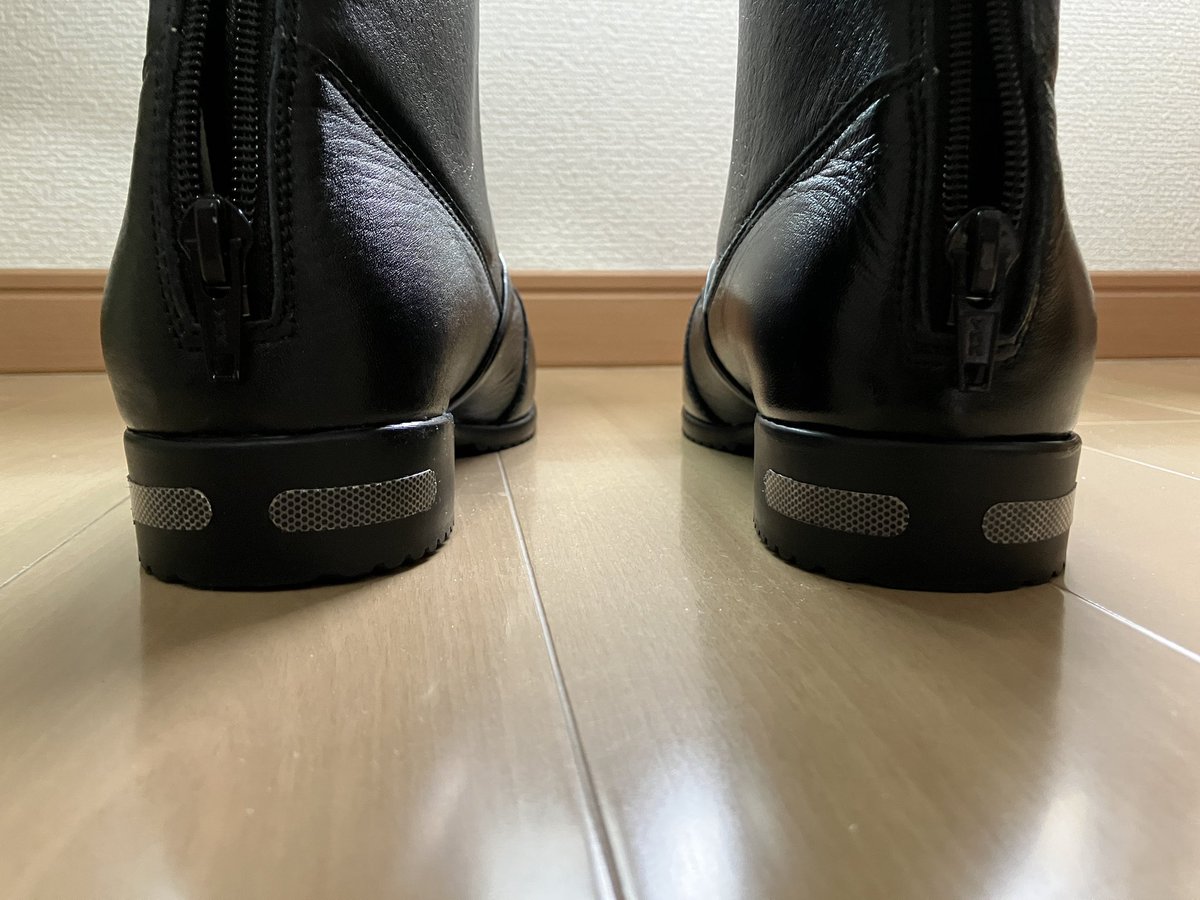 mususurimo's tweet photo. おはよーモーニング👢

今日からおニューでお楽しみます🏍️

古くなった方お疲れちゃん👍 https://t.co/6mVz4yaTcd