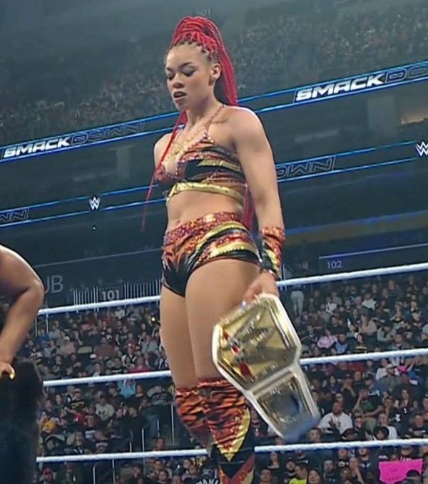Fergalsawa's tweet photo. We really need her as our current WWE women's champion. This goes hard. https://t.co/YNfSRLD1OR