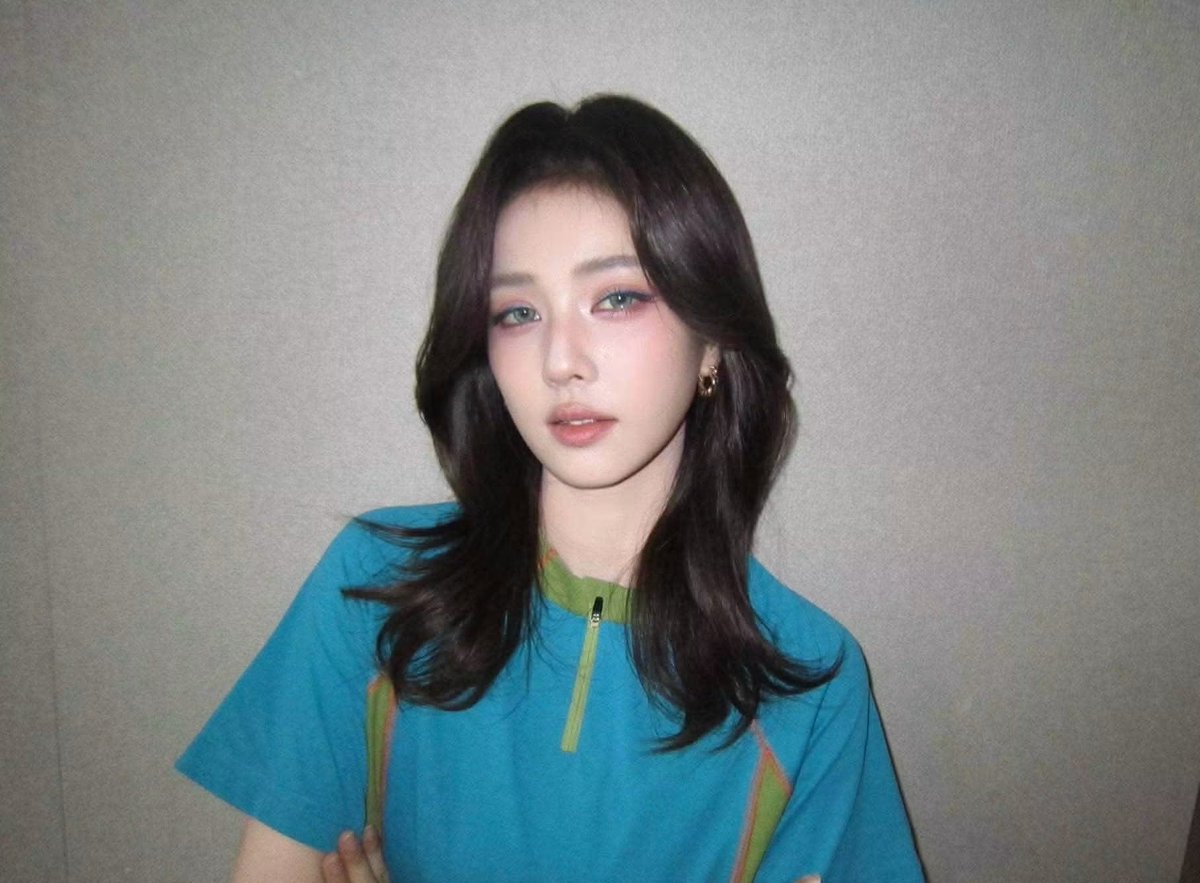 tmrudhula's tweet photo. BaiLu’s Weibo update (5)
Love her blue eyes👌
#BaiLu #KeepRunningBaiLu
#KeepRunning https://t.co/ScykTia69C