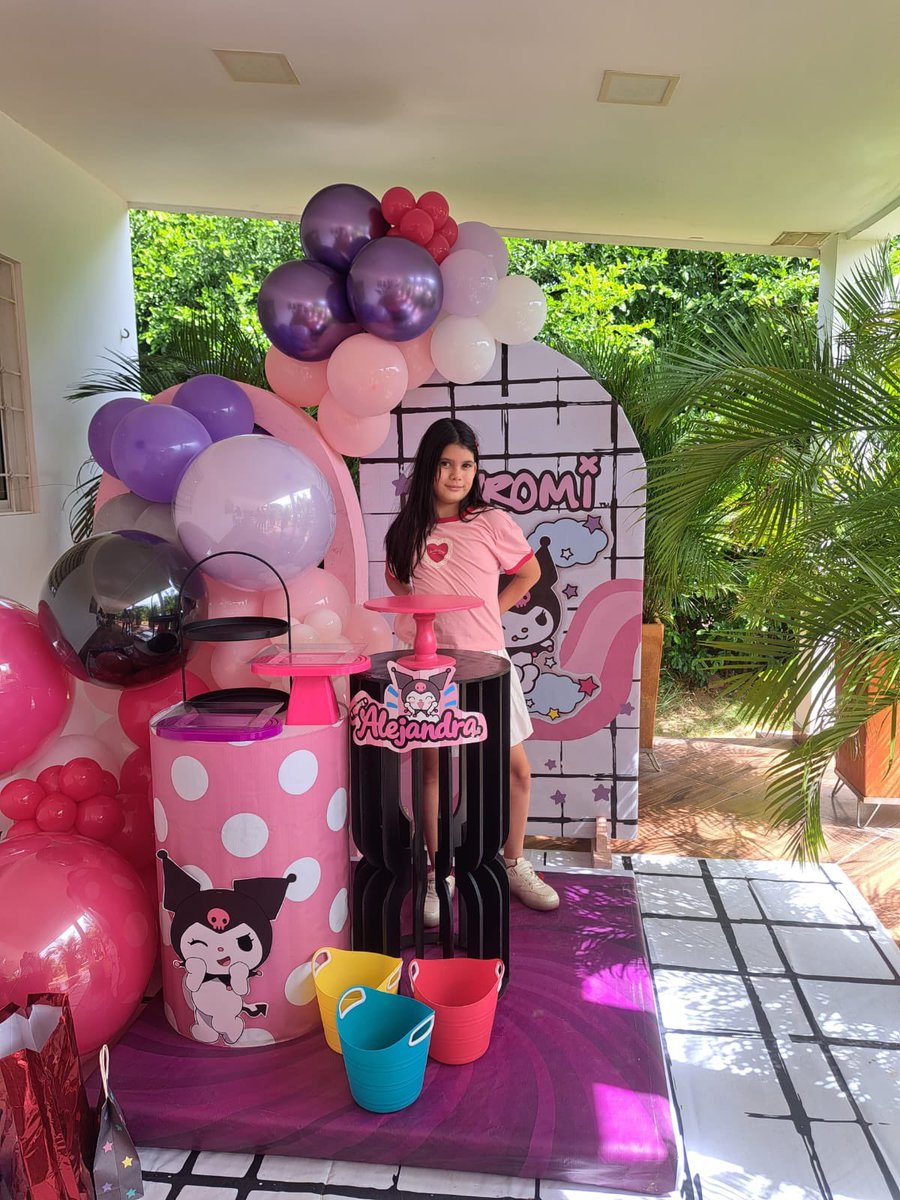 ltrc1025's tweet photo. Mi gondita! 10 Años de Felicidad 💕 https://t.co/1cjrKEFGd6