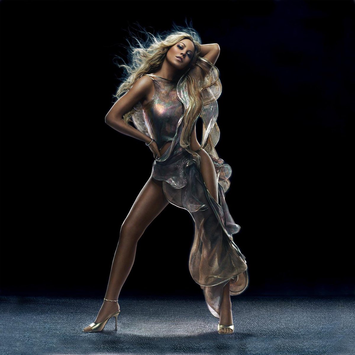 mariahoutsold4's tweet photo. Mariah Carey’s RIAA End of Decade Eligible Single Certifications: 

All I Want for Christmas Is You — 3x Diamond 
We Belong Together — 13x Platinum 
Obsessed — 11x Platinum
Fantasy — 10x Platinum 
Always Be My Baby — 10x Platinum
Hero — 7x Platinum
One Sweet Day — 7x Platinum https://t.co/Dj8L0qHU73