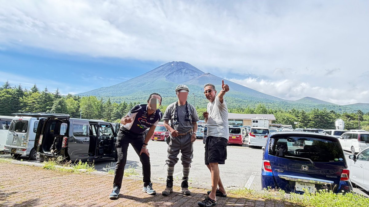 tarosa44's tweet photo. 2026/07/10~11
４回目のゼロ富士挑戦達成
後半は初富士山の2人も加わって無事登頂下山楽しかったですわ♪
#ゼロ富士　#富士登山ルート3776 #富士山　#富士登山 https://t.co/mBGW9cOqbZ
