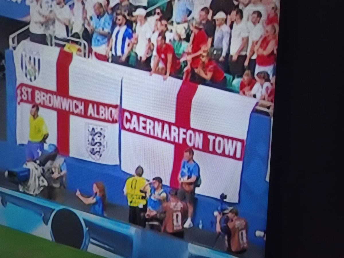 marcuslharry's tweet photo. And we get shit for the Union Jack 🤷🏼‍♂️ https://t.co/Xgk3i5iJjk
