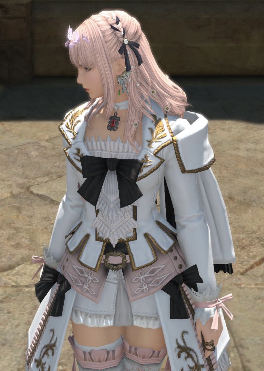 clynefaction's tweet photo. regal bird 👑 #FFXIV #FF14 https://t.co/HSLXQz7a6w