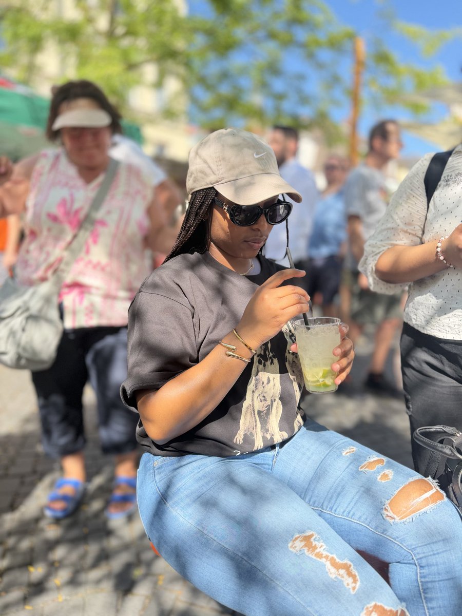 Simphiwd7's tweet photo. Olá
#sambafestivsl
#coburg
#germany https://t.co/kdUIwypnDr