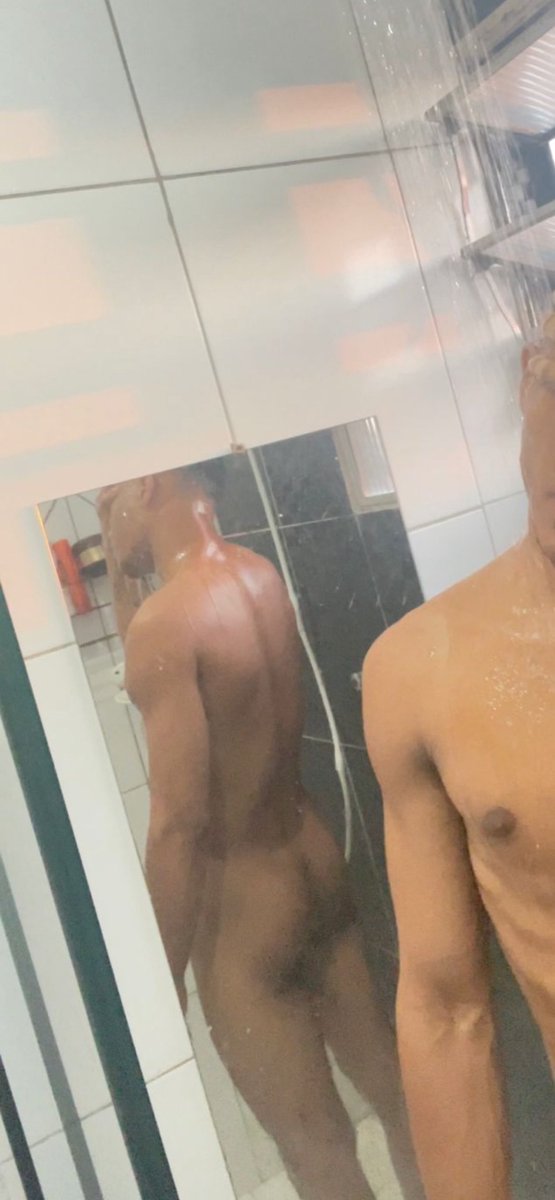 hztarado23's tweet photo. Tô precisando de alguém pra tomar banho comigo. Me chama na dm 🤤😈

#PINTOAWARDS 
#PINTOSAWARDSㅤㅤ 
#TROCONUDSㅤ 
#nsfwtwt 
#pintoawardsㅤㅤㅤ https://t.co/x4KwnJOB2s