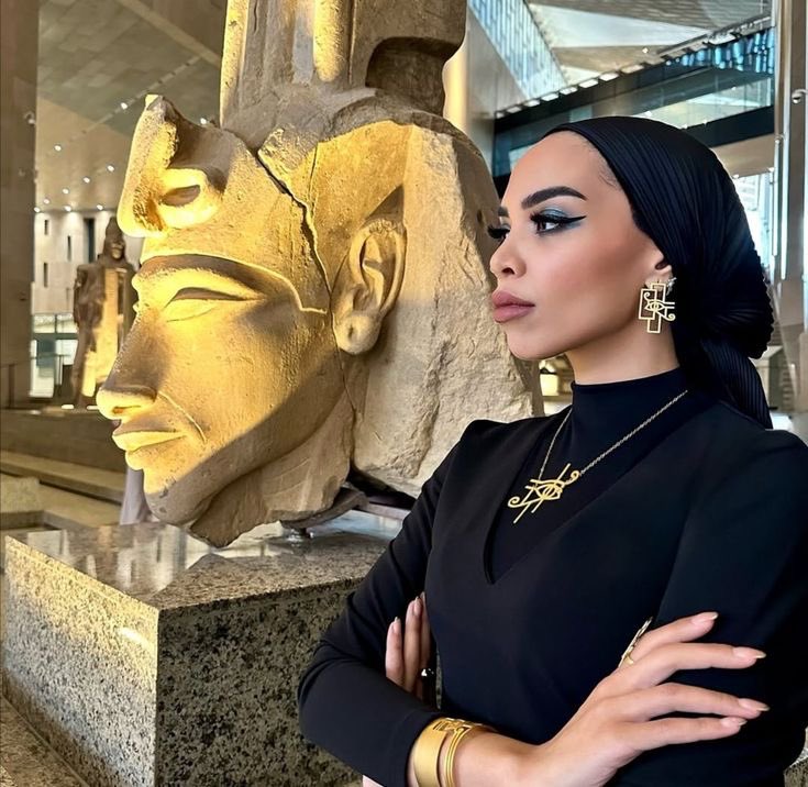 ExplorerMoment's tweet photo. The Egyptian Museum https://t.co/vmwoxEPs7E
