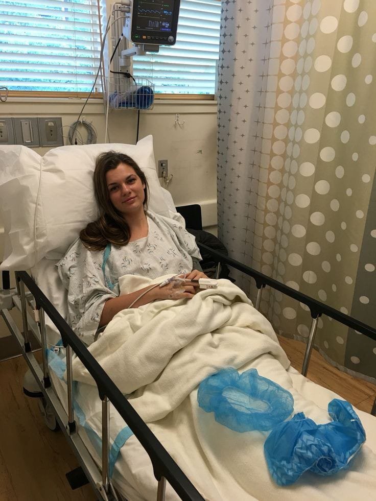 wafax8pg's tweet photo. I have heart surgery tomorrow, and I’m feeling scared. Wish me luck 🍀 PLEASE🥺 https://t.co/qnLquZy3zc