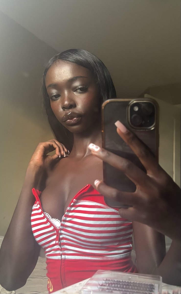 enjay3000's tweet photo. 🍒 https://t.co/cGf6FYGnOI
