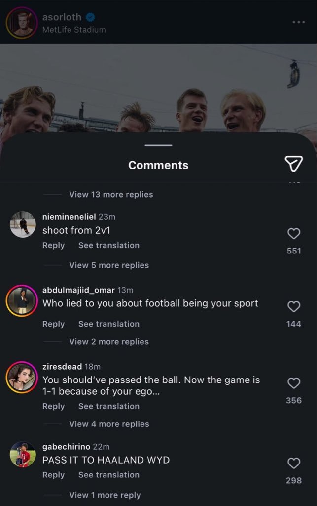 west_sportzz's tweet photo. 🚨📲 𝗡𝗘𝗪: Alexander Sørloth's latest Instagram post is being flooded with criticism after fans accused him of not passing to Erling Haaland during Norway's World Cup quarter-final against England. 😳🇳🇴

The moment has sparked major debate online, with supporters split over whether Sørloth should have squared the ball instead of going for goal himself. 🌍💬