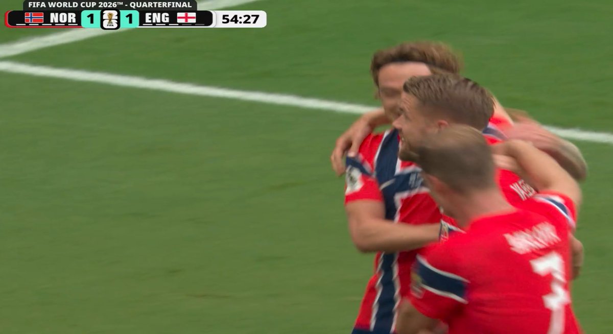 69solo69f's tweet photo. Wtf was that #norway #haaland #worldcup https://t.co/K33g0yDDE6