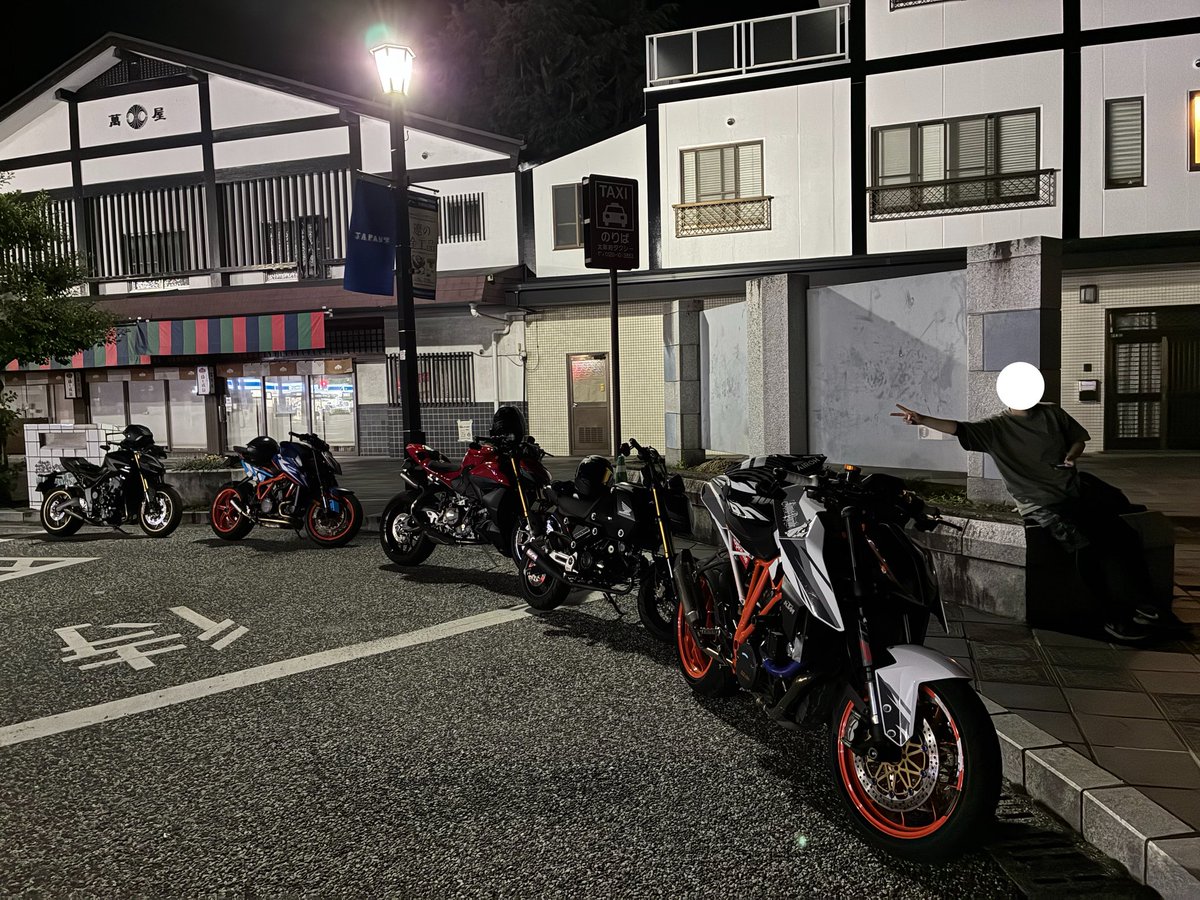 osx0625's tweet photo. 雲海ツーリングキャンセル界隈ネキ
たのしかった焼肉ナイツー
関係者各位つぎこそはよろしくお願いします https://t.co/efoaufrVLL