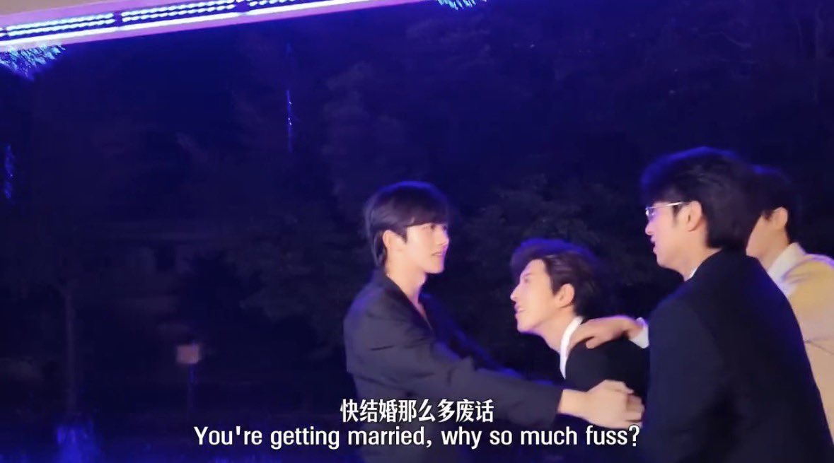 daea89's tweet photo. This is giving forced marriage kinda plot 😂

🐺 and 🐰 helping HY with his marriage proposal and having fun at the same time on the side. https://t.co/muwmfgywH8