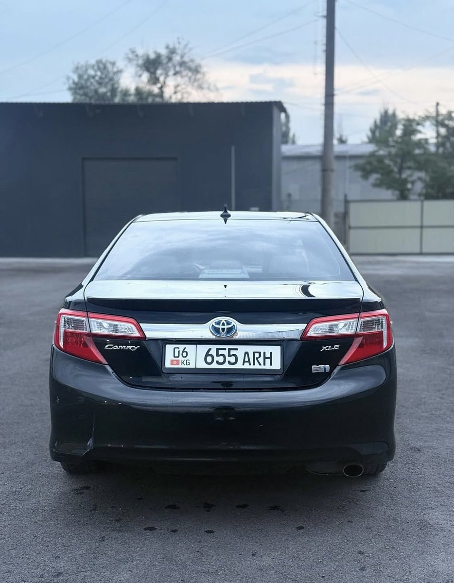 echidiimemotors's tweet photo. PRE-ORDER 🇰🇿 
DISTRESS OFFER!

The Exquisite 2014 TOYOTA CAMRY XLE HYBRID EDITION (Foreign-Used).
Acquisition Value: ₦7,999,999 Only. (BUYING, SHIPPING AND CUSTOMS CLARENCE).

A meticulously preserved masterpiece offering velutinous comfort, whisper-quiet performance, and enduring prestige. 

Payments accepted via Naira, Dollar, USDT, or Bitcoin.

Curated by Echi🪶