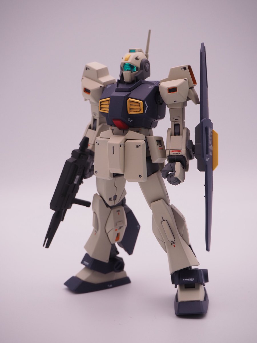 GpNkus's tweet photo. ガンプラ完成ポスト
HGUC_ネモユニコーンデザートカラー
梅雨明けやっと塗装出来た
#ガンプラ好きと繋がりたい 
#ネモユニコーンデザートカラー
#ガンプラ完成品 https://t.co/aO0pZA55t4