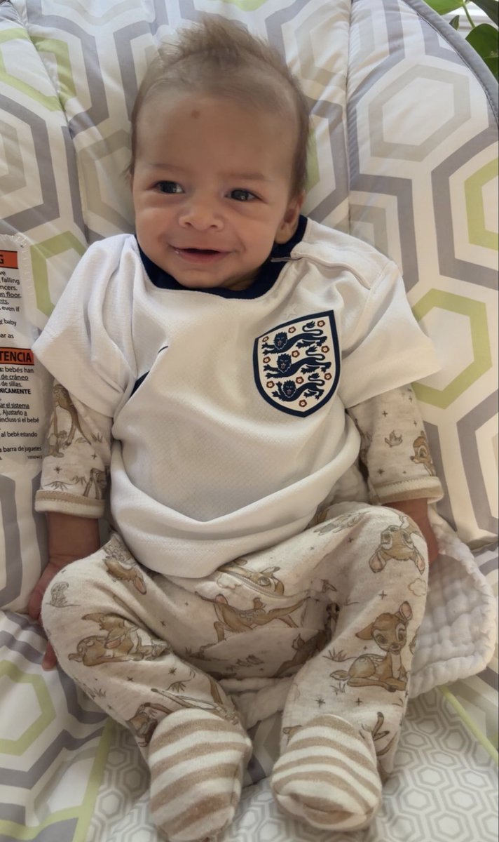 caitywaity6's tweet photo. Let’s go England 🏴󠁧󠁢󠁥󠁮󠁧󠁿 @England @HKane https://t.co/4A3xNG1QP3