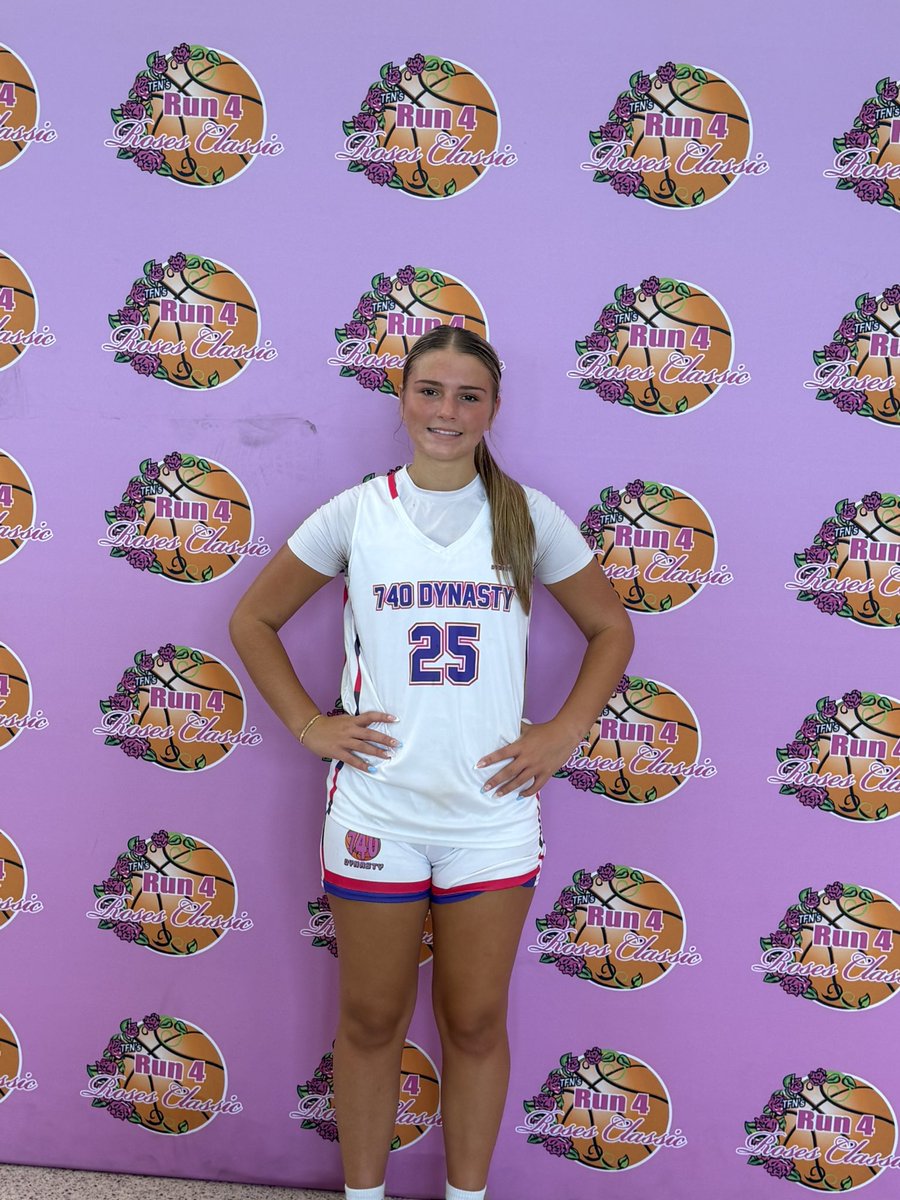 adalyncsimpkins's tweet photo. Very Competitive Weekend 
🌹 @TFNsRun4Roses 🌹 
@740Dynasty 🏀 
Went out with a win!!!

@MidwestSportz_ 
@RIOWBB  
@UPIKE_WBB  @mikemillsnc 
@CoachEmilyPGH @MeadeHoops @angie_saiter @PGHCircuit @karleymoore4
@Ward423 
@JDabbs86 
@PGH_Ohio @ALCWBB @MuskingumWBB https://t.co/siIE7SZsAz