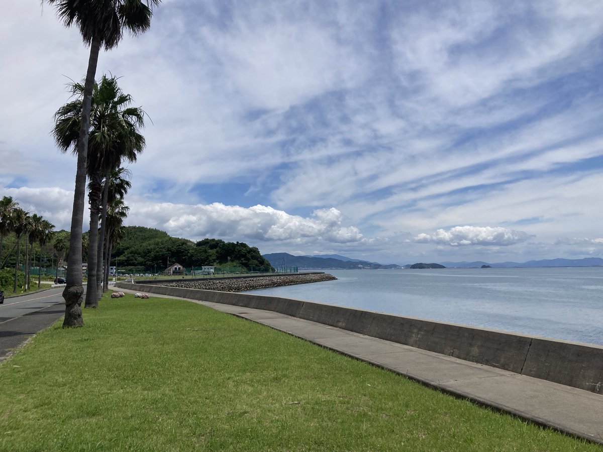 Na_ig3e's tweet photo. 去年ぶりの蒲フォルニア
去年は冬の強風、
昨日は🥵ア〜ッチッチーアッチ〜♪
赤いドゥカティ3台見た
暑いねぇ https://t.co/EnMTllXDGu