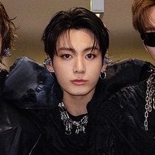 mafia boss jungkook tweet media