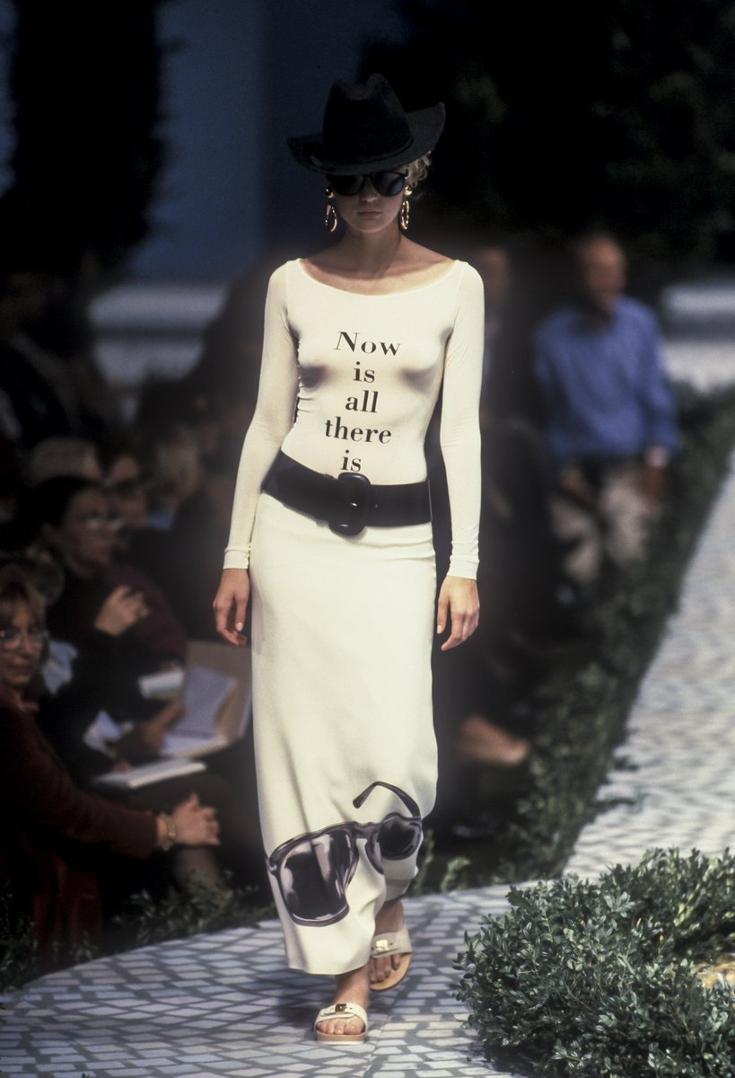 ryvnlovve's tweet photo. Moschino S/S 1997 https://t.co/2wgK8YLwnv