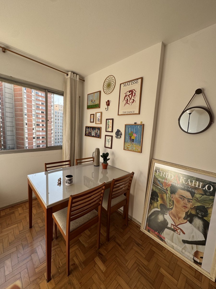 marajuliatona's tweet photo. Apartamentos reais de um casal de 28 e 31 anos https://t.co/zSRmJmP4C6