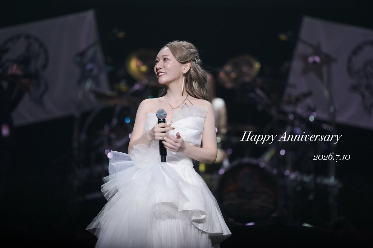 asamiLB's tweet photo. 🥂Happy Anniversary🥂
今年もたくさんのお祝いをありがとう🤍🤍
これからもみんなと一緒に歩んでいけるこの人生を、心から幸せに思います✨どうぞ末永く..☺️

Thank you so much, as always🤍🤍🤍
Your happiness means everything to me🫶
#LOVEBITES #Asami https://t.co/zHwrbIseNB