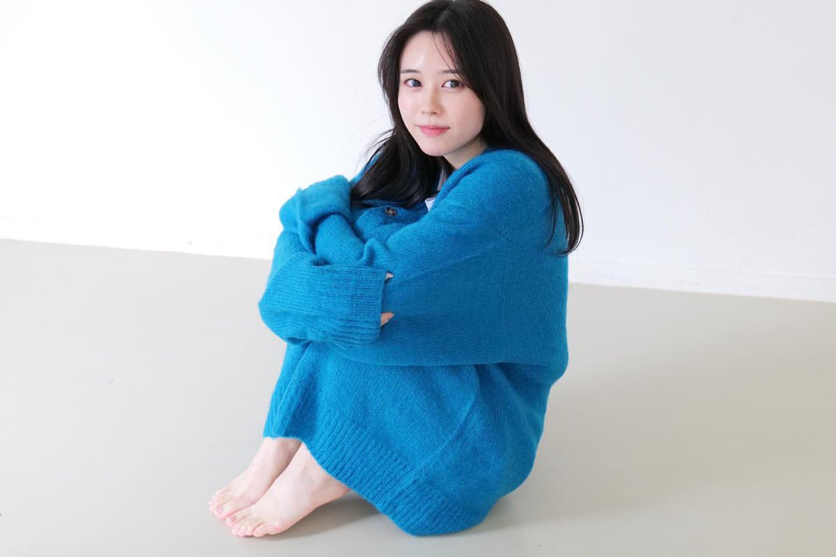 krs4545's tweet photo. CUTIE STREET   佐野愛花　足指
可愛らしい足だけどこういう子に限って靴とかめっちゃ臭いんだよな💕
きゅーすと全然足見せてくれないからもっと露出して https://t.co/4NYTkZRtvE