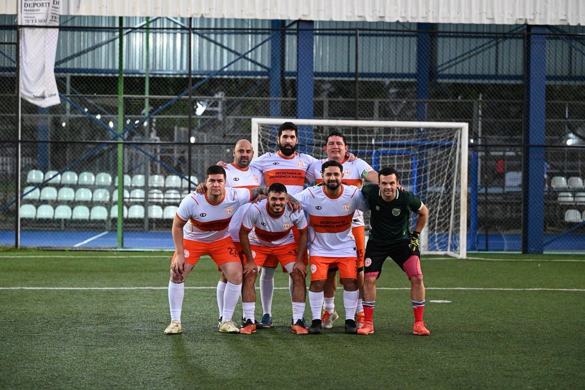 sndpy's tweet photo. #SNDGuaraníme🏛️. Manga ñembosarái oho hese tenonde gotyo⚽

Ko arapópe oñembosarái poapy temimoĩmby ha’evéva rekavo💪🏽

Oñemohu’ãmo ohóvo ñembohovái ojejapóva #ComplejoSND-me🔝

#Ñoa’ãngatuÑanembojoja🤝🏽 https://t.co/zlVhg5aYok