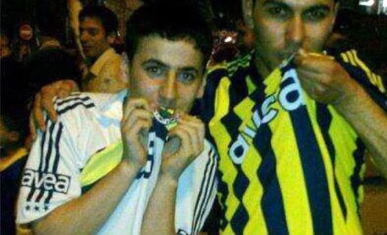 hako12fb's tweet photo. 💛💙Ali İsmail Korkmaz’ın aramızdan ayrılışının yıl dönümü. 🕊️ 

Gençliğin, umudun ve vicdanın simgesi olarak seni saygı ve özlemle anıyoruz. 

Unutmadık, unutturmayacağız.🙏
@Fenerbahce https://t.co/mtvZpNuH8T