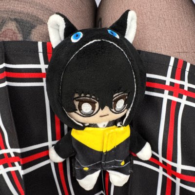lilbugshops's tweet photo. #NewProfilePic Can’t wait to shop for you and help you find merch you’re excited about! ❤️ https://t.co/QFk3DzFgZv