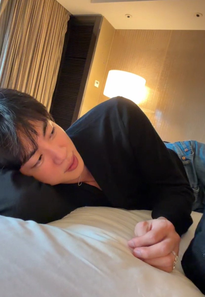 songofseokjin's tweet photo. ok so … https://t.co/CqwLahbMKq
