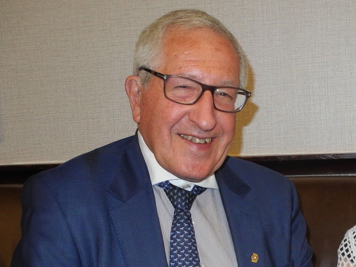 calgarysun's tweet photo. 'A life well lived': Calgary entrepreneur and philanthropist Bob Brawn dies at 89 https://t.co/KhOSwJFOVq https://t.co/035rbw3QWV