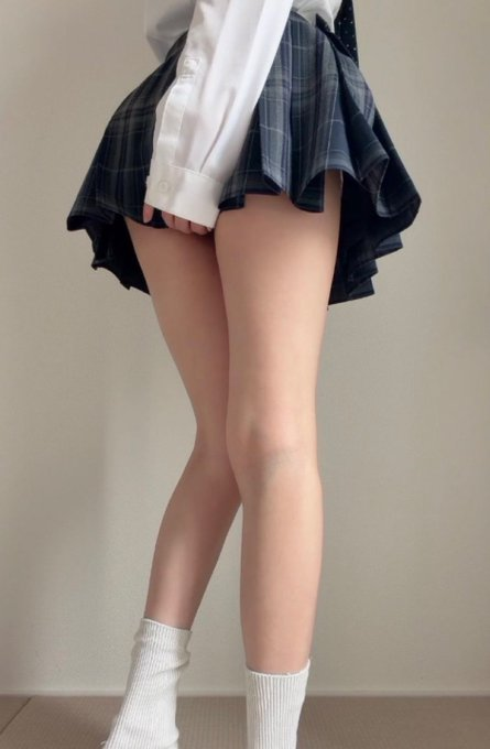 minimog2's tweet photo. 結局この丈が好きなんだよね？
※コメ欄で脱いでます https://t.co/QviqiujRH3