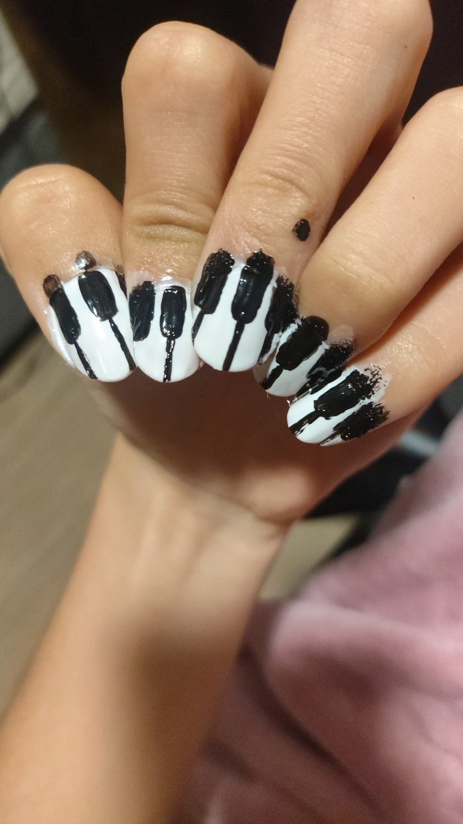 vexx_mag's tweet photo. Acho que vou virar manicure😍
Inspiração/resultado https://t.co/JB4ENCvHaX