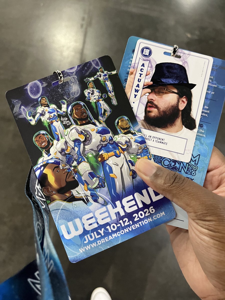 NiaNightshade's tweet photo. DreamCon PT 1: completed
#dreamcon #imlit #htown https://t.co/QEZ0Q8MkDW