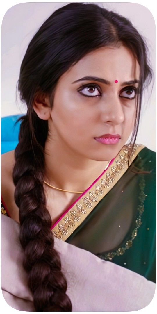 Maayakariii's tweet photo. Me &amp; my frnd in canteen suddenly one junior come

Me:machi ivan ennaku thearincha boy da romba innocent.. even bad words kooda theariyathu😂

Frnd:😂

Suddenly..

J:otha potta thevidiya paiyaley,gomala oka, virunthaliku poranthavaney..🤬

Me: leaked 💦

Frnd:potta ombu avanuku🤣 https://t.co/c8Pwyc9EaP