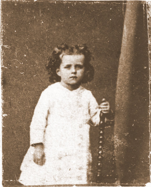 RosaryMum's tweet photo. "I say quite simply to God what I want to say, without beautiful phrases, and He always understands me."

Saint Thérèse of Lisieux https://t.co/EyrvKrgcNk
