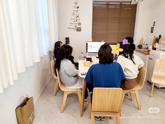 ntaleteam_'s tweet photo. Our game was created in Korea, by a Korean team!

Right now, all of our team members are still working other jobs to support ourselves while developing the game, so our development speed may be quite slow… 

But with the love and support from our Finders, we hope to keep growing little by little and create an even better game for you. 🎁 We have countless ideas and dreams that we hope to bring to life for you someday. We will always listen to our Finders and create this journey together with you. If we keep working hard, maybe one day we’ll even be able to show you a 3D game too, right?! 🥰

We’ll continue giving our best with Jiwon’s route, which has already been released, Sooha’s route coming in August, and Seojun, Yuchae, Bom, and the final chapter coming in December!

We will always cherish our Finders. Thank you so much for supporting a small, unknown team like ours. We will never take your love and encouragement for granted, and we’ll always treasure it deeply. 🙇🏻‍♀️