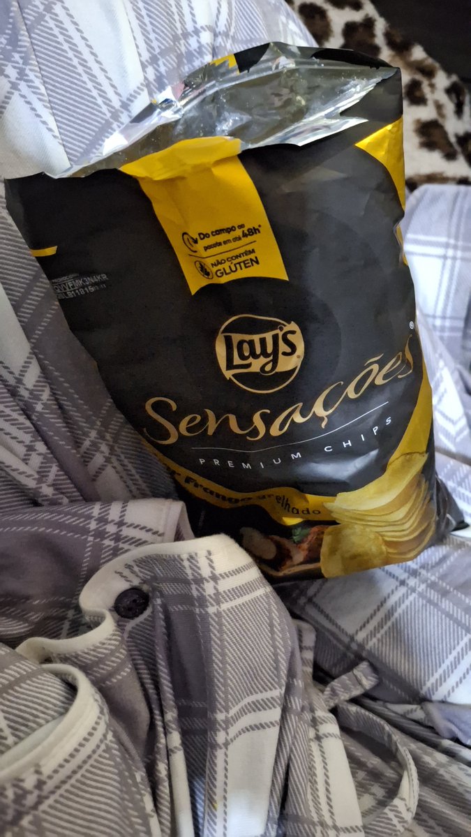 byeriika's tweet photo. Fiquei com inveja do @nicklinkk 
Sendo que eu nem posso comer isso porque tô mega doente!. https://t.co/BmyrKPdag4