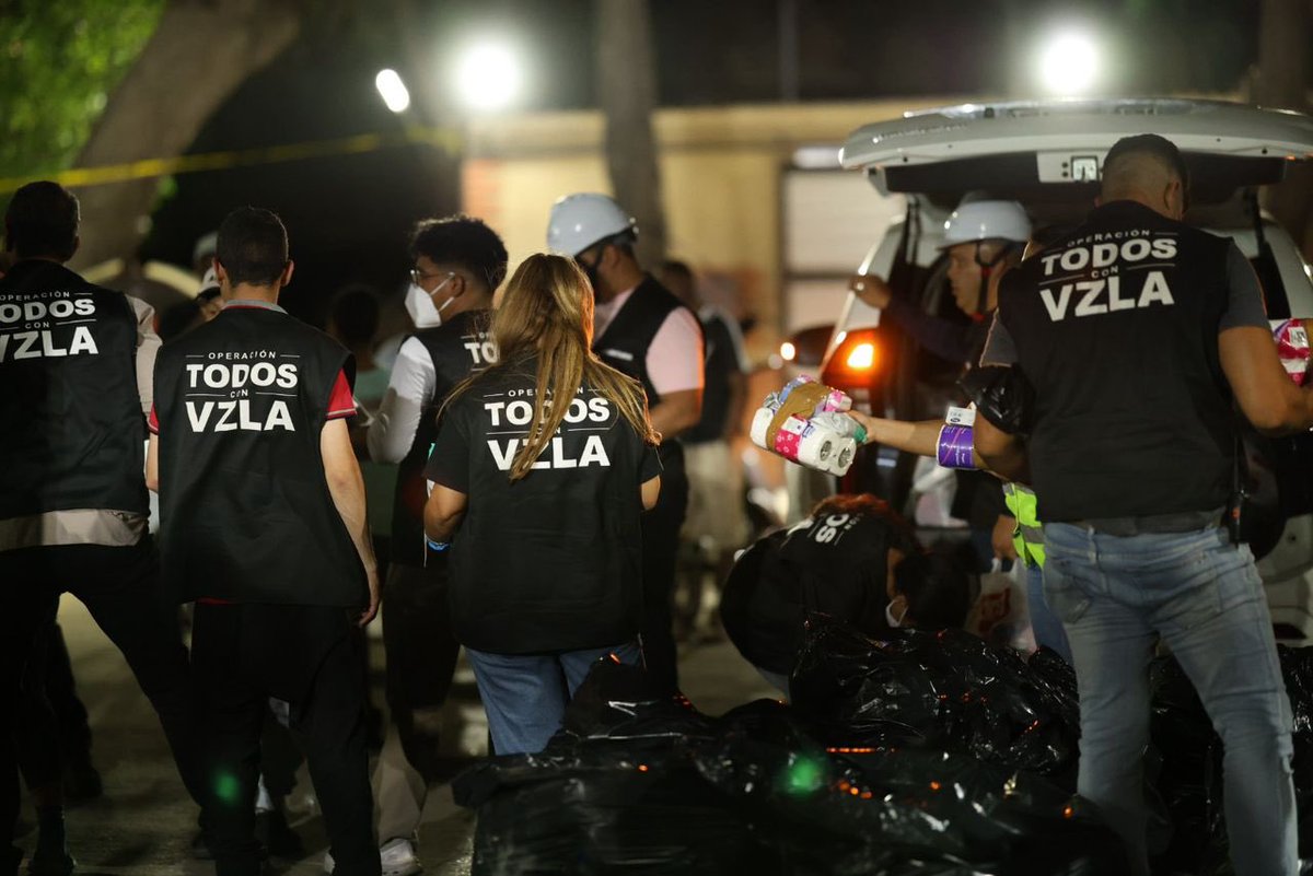 VenteVenezuela's tweet photo. #TodosConVzla | @jose_Fotograma https://t.co/IJKqvWJsRT