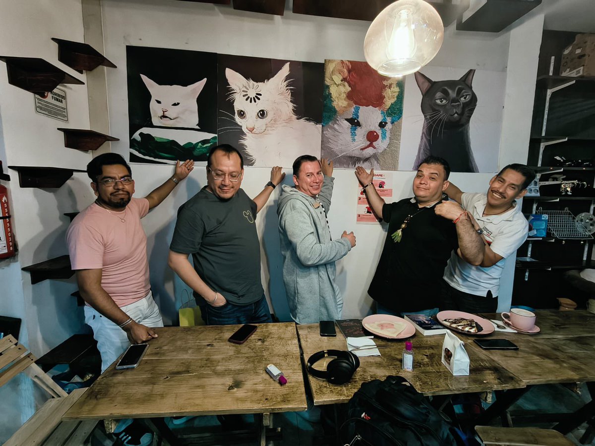 tan_tones's tweet photo. Amistades, tuvimos un café mas con causa, gracias a todos los que asistieron y gracias a nuestros amigos de 7 vidas cat café por brindarnos un espacio donde podamos apoyar y compartir entre amigos. https://t.co/eDfPS2q9r6