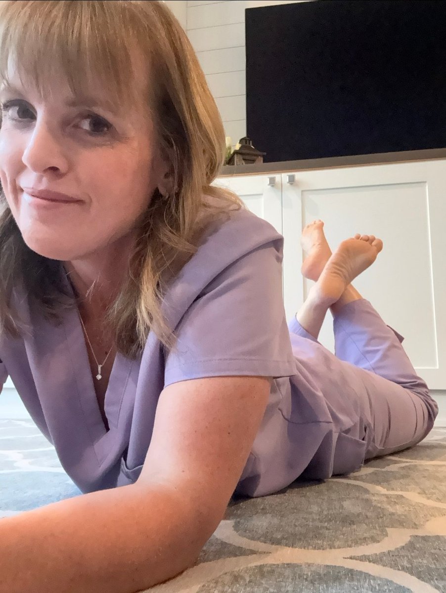 FTLUV315's tweet photo. Everyone welcome a foot goddess to the community @WildOrchidAJ1 she is the most amazing model u will meet beautiful person with even more beautiful feet, follow and buy her content  #feet #footfetısh #soles #toes #feetworshi̇p https://t.co/pD9wdo3Ui6