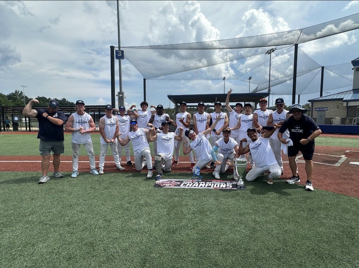 ColeMeeks36's tweet photo. 6 innings with 3 ER allowed in a semifinal start for @eastcoastbball at the Perfect Game National Elite Championship. 
6 innings
6 hits 
3 ER
0 Ks
2 BB https://t.co/Gy1F1FbWDy