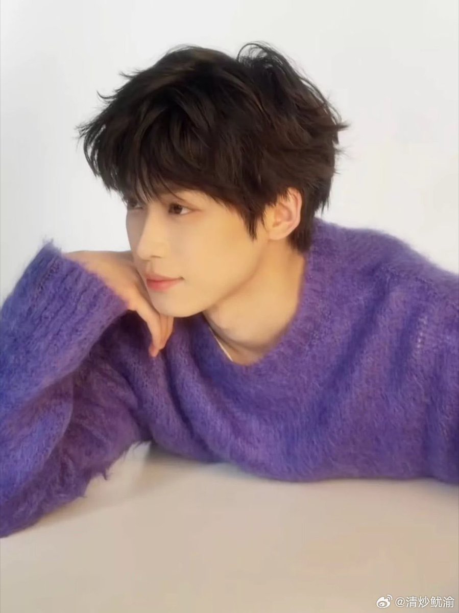 leilei_weiwei's tweet photo. 초화에서 주웠 3 https://t.co/VORkFqg1GA