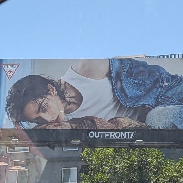 illusionarysun's tweet photo. yk driving in LA ain't that bad after all .. https://t.co/dIl97DHnFe