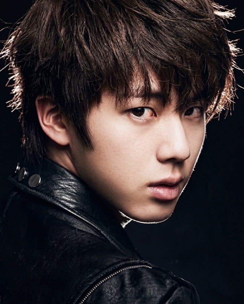 1jin_rr's tweet photo. 2013                                        2026 https://t.co/7T0MX57ukE